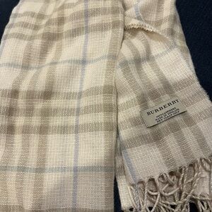Burberry Lightweight Plaid Pashmina in Cream and Taupe